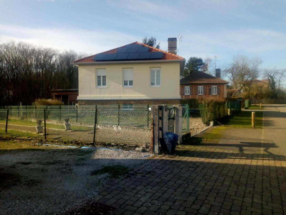 La Maison Ecologique Batilly  Екстериор снимка
